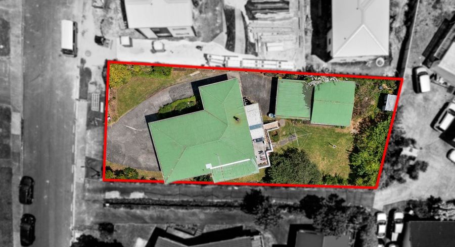  at 44 Kaikoura Street, Henderson, Waitakere City, Auckland