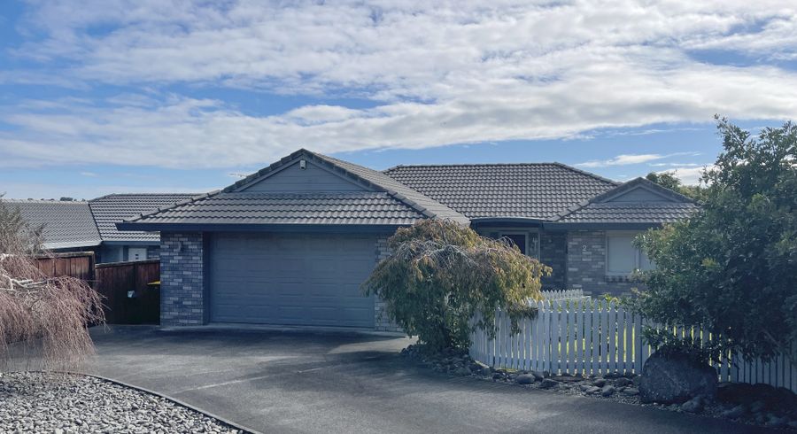  at 2/12 Ayrshire Place, Somerville, Manukau City, Auckland