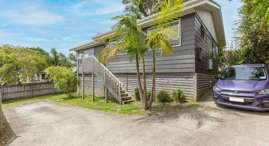  at 33 Keegan Drive, Massey, Auckland