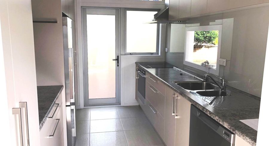  at 2/26 Modena Crescent, Saint Heliers, Auckland City, Auckland