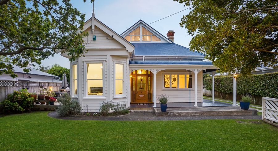  at 106 Peary Road, Mount Eden, Auckland