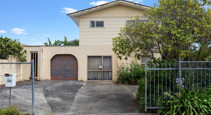  at 107 Raglan Street, Mangere East, Auckland