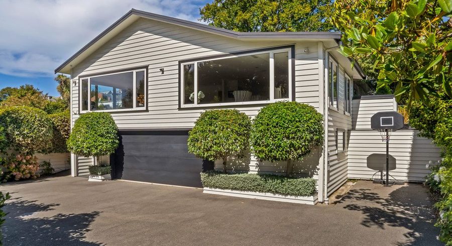  at 2 Crichton Terrace, Cashmere, Christchurch City, Canterbury