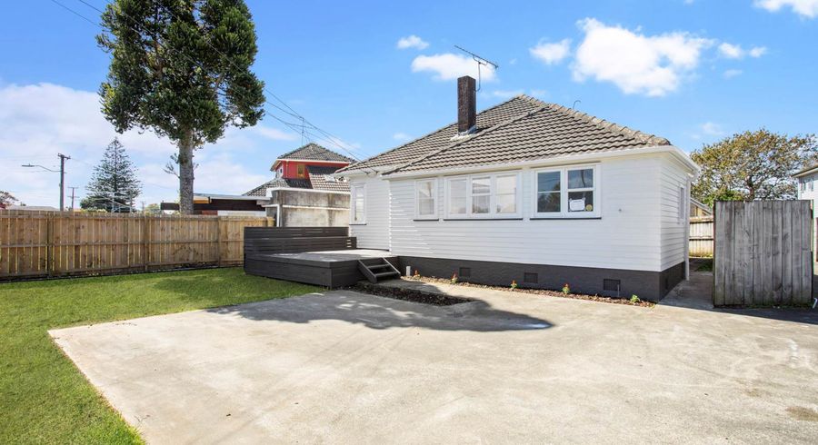  at 54 Somerset Road, Mount Roskill, Auckland