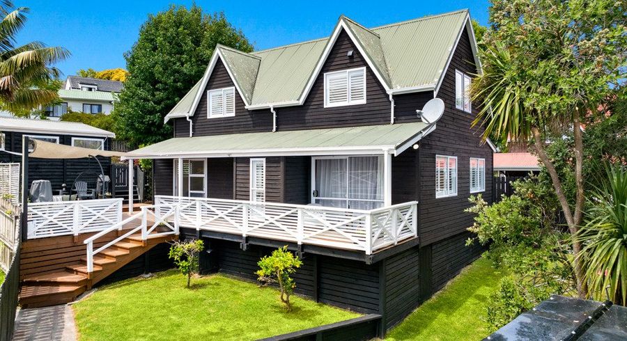  at 3/16 Gatman Street, Birkdale, Auckland