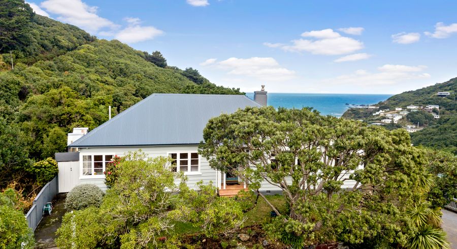  at 54C Hungerford Road, Houghton Bay, Wellington