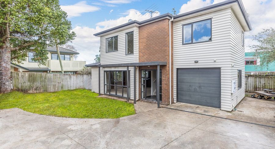  at 107 Richardson Road, Mount Albert, Auckland