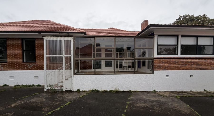  at 9 Jutland Road, Hauraki, North Shore City, Auckland