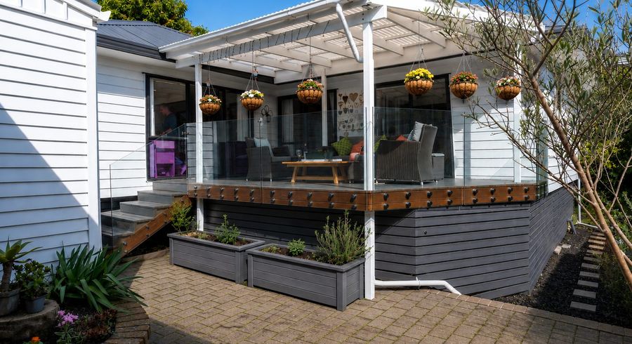  at 6A Rodney Street, Howick, Manukau City, Auckland