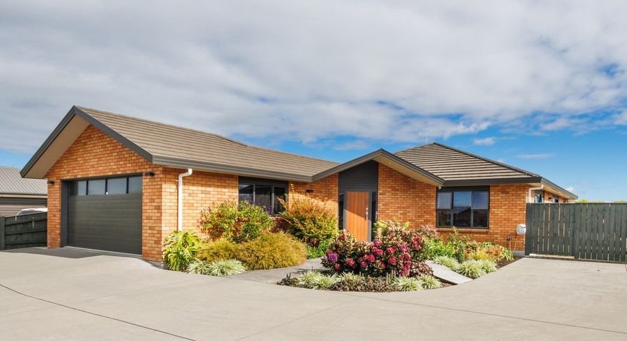  at 49 Balrickard Way, Milson, Palmerston North