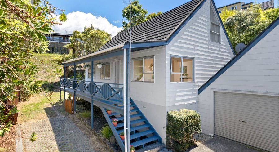  at 2/80 Langana Avenue, Browns Bay, Auckland
