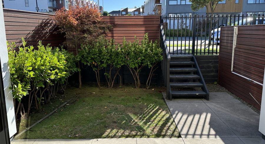  at 1 Gateway Avenue, Beachlands, Manukau City, Auckland