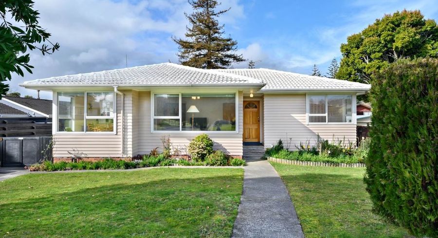  at 18 Wanaka Place, Pakuranga Heights, Manukau City, Auckland