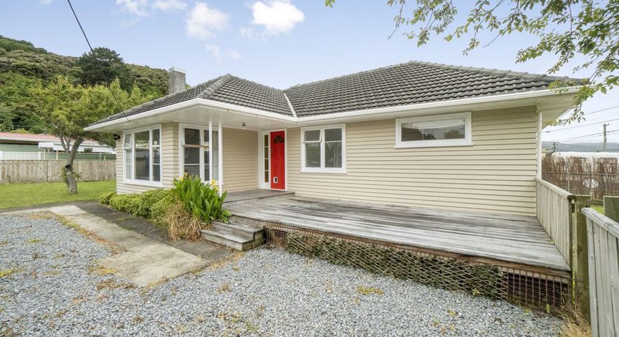  at 20 Petrie Street, Wainuiomata, Lower Hutt, Wellington