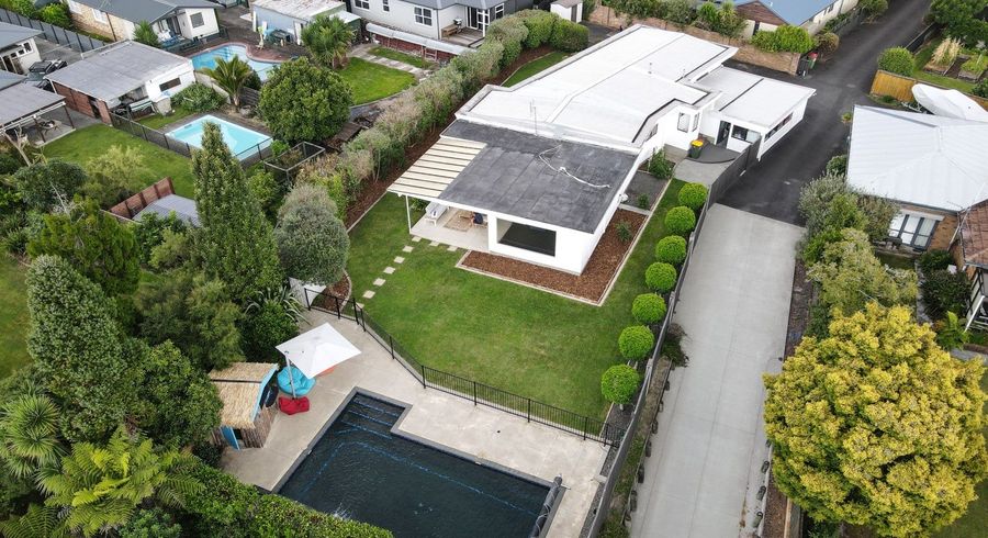  at 10 Martin Street, Fairfield, Hamilton