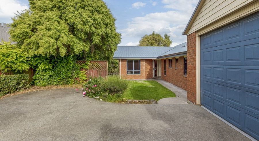  at 6B Fovant Street, Russley, Christchurch