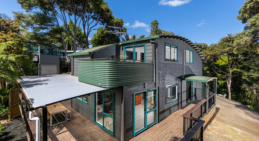  at 112 Mountain Road, Henderson Valley, Auckland
