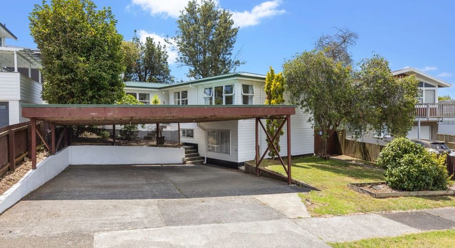  at 38 Chatsworth Crescent, Pakuranga Heights, Manukau City, Auckland