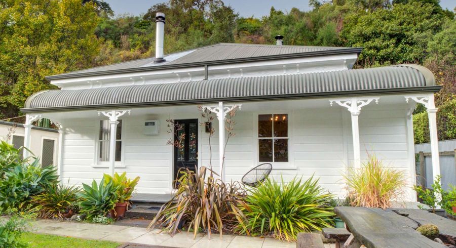  at 13 Main Street, Hospital Hill, Napier
