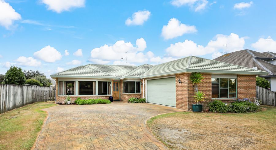  at 20 Admiral Crescent, Flagstaff, Hamilton