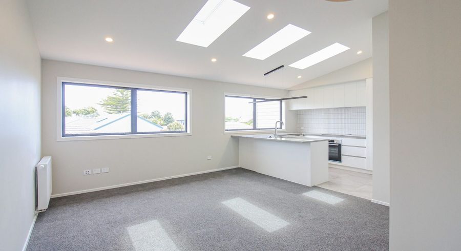 at 4/7 Grays Road, Plimmerton, Porirua, Wellington