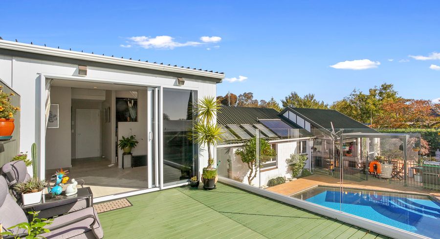  at 25 Rutherglen Avenue, Ilam, Christchurch