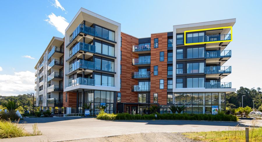  at 522/3 Kaipiho Lane, Albany, Auckland