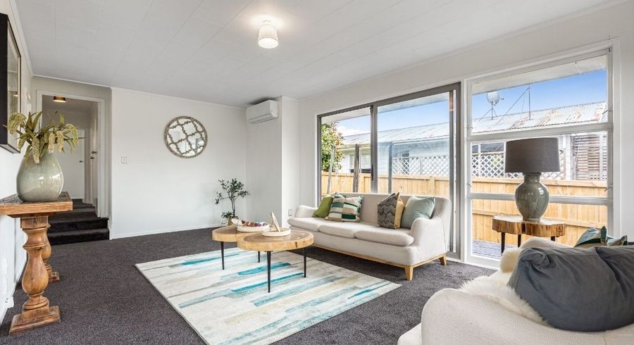  at 9 Huruhuru Road, Massey, Waitakere City, Auckland