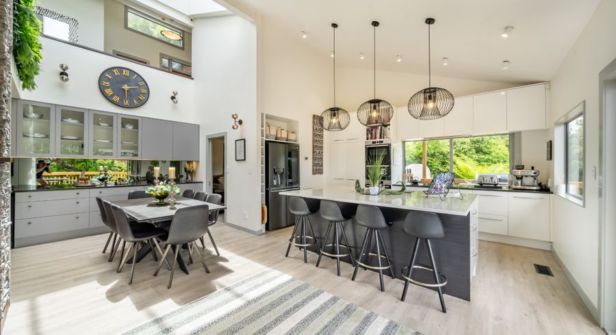  at 49D Hill Road, Belmont, Lower Hutt