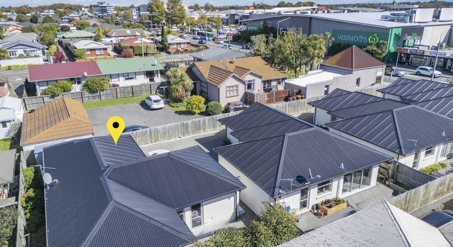  at 4/100 Main North Road, Papanui, Christchurch City, Canterbury