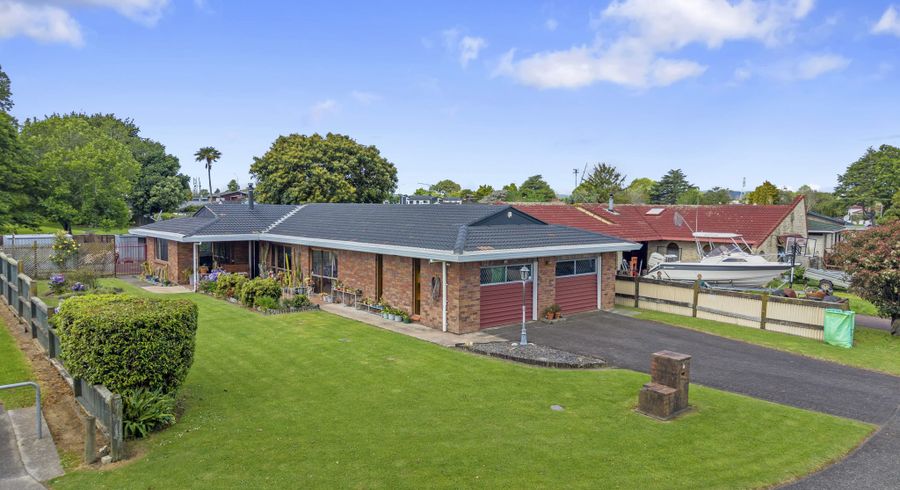  at 13 Glengowan Place, Conifer Grove, Papakura, Auckland