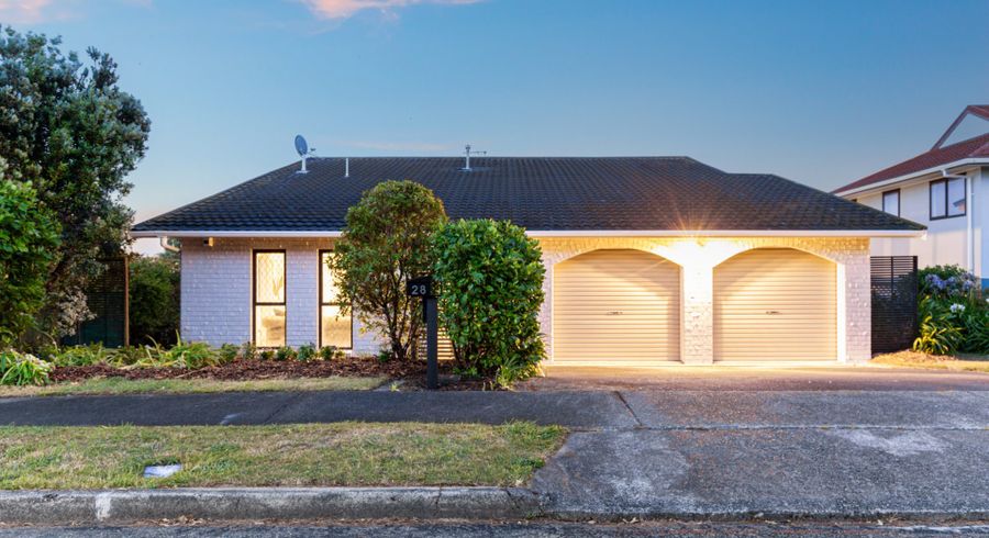  at 28 Mercury Way, Whitby, Porirua