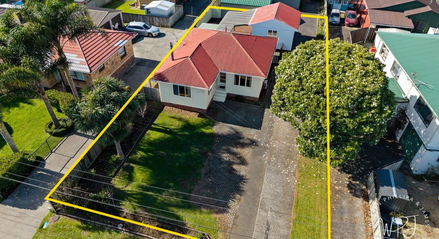  at 1/15 Hill Crescent, Papakura, Papakura, Auckland