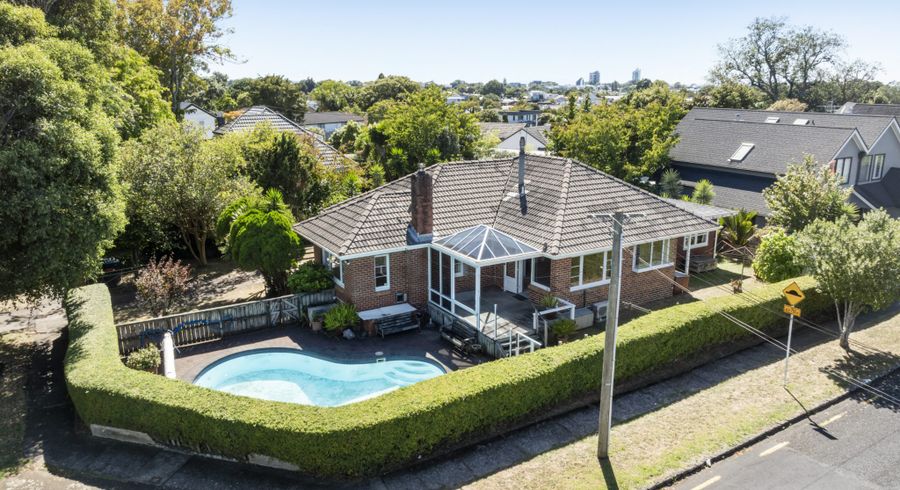  at 127 Wheturangi Road, Greenlane, Auckland