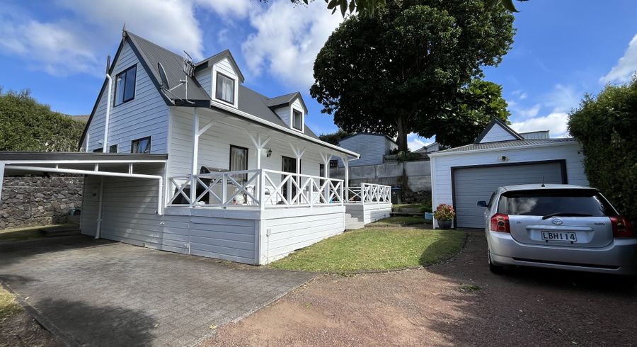  at 4B Woodbine Avenue, Greenlane, Auckland City, Auckland