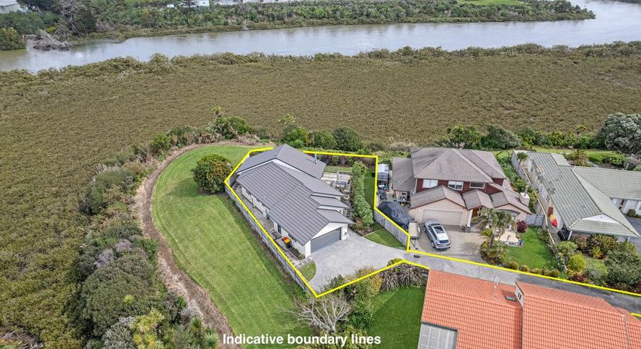  at 12 Paradise Place, Pakuranga Heights, Manukau City, Auckland