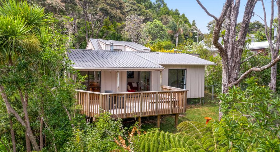 at 32 Napuka Road, Henderson Valley, Auckland