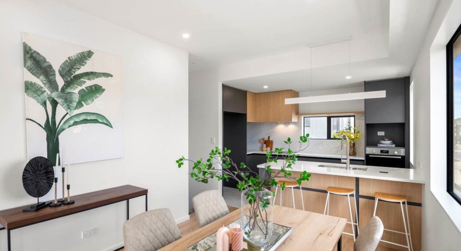  at 19 Papatahi Lane, Flat Bush, Manukau City, Auckland