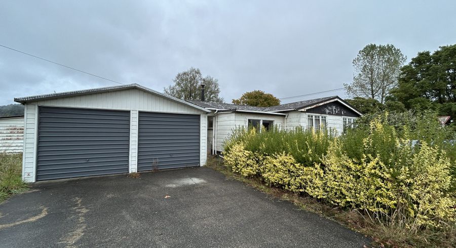  at 28 Clifford Street, Blackball, Grey, West Coast