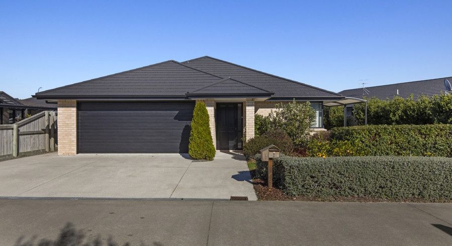  at 2 Muriel Way, Papamoa Beach, Papamoa