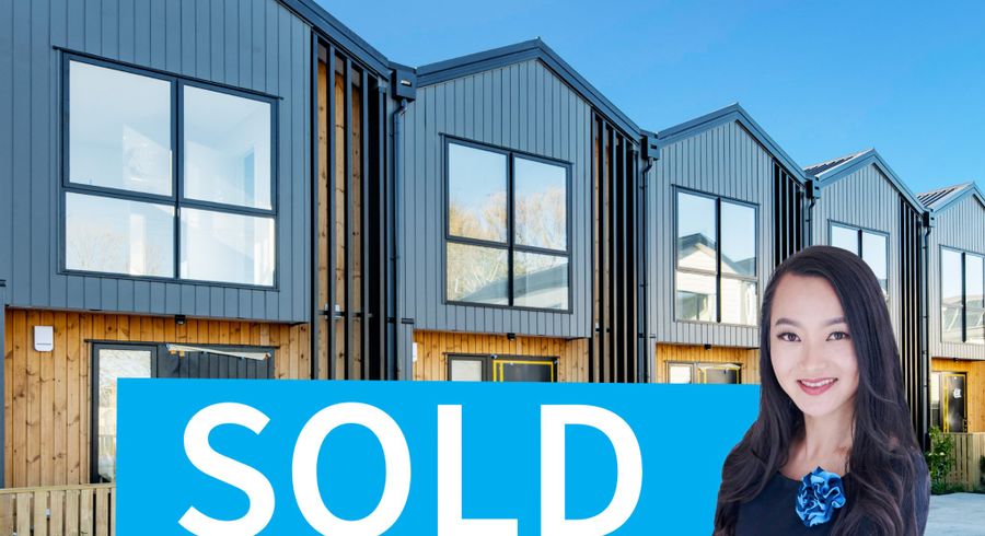  at 4/110 Beach Road, Te Atatu Peninsula, Auckland