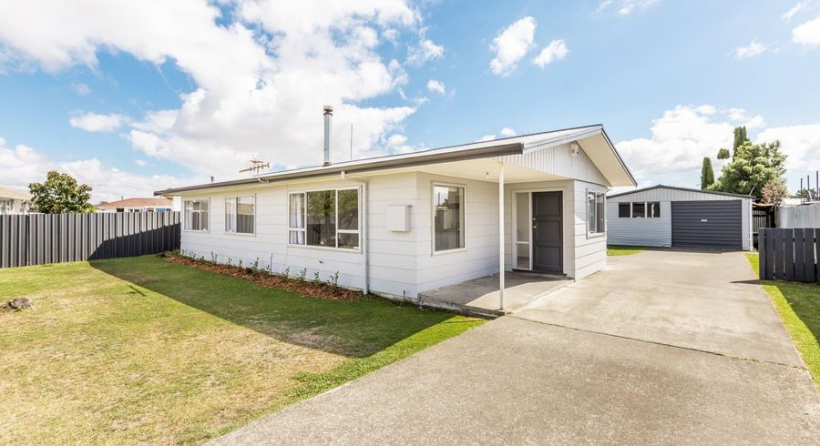  at 8 Cortes Crescent, Flaxmere, Hastings
