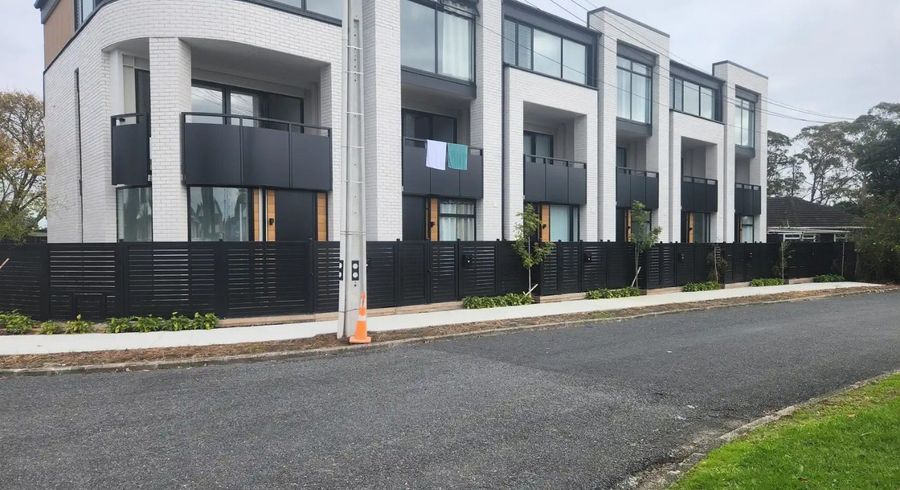  at 2 Bolina Cres, Pakuranga, Manukau City, Auckland
