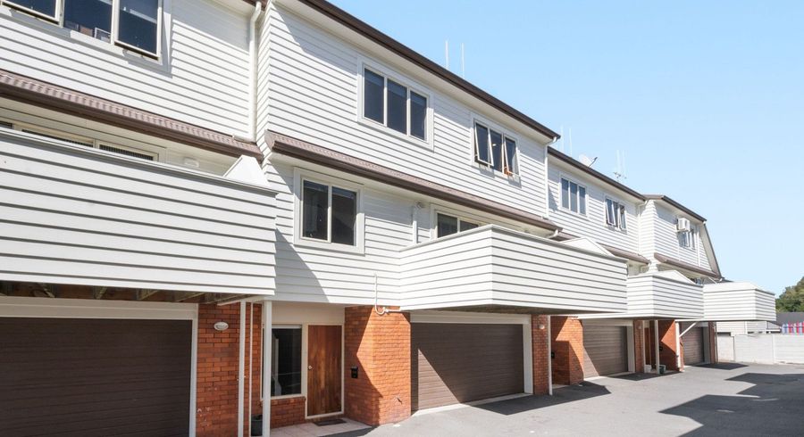  at 219B Peachgrove Road, Claudelands, Hamilton, Waikato