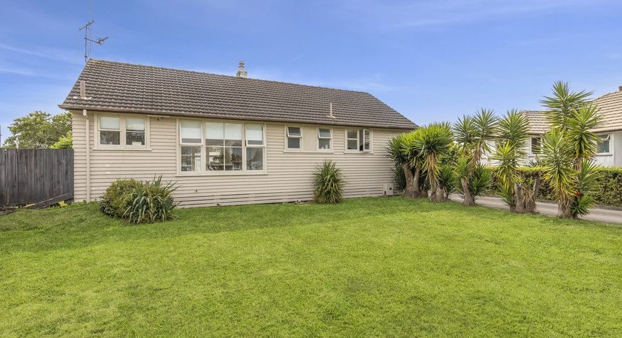  at 15 Willis Street, Bader, Hamilton