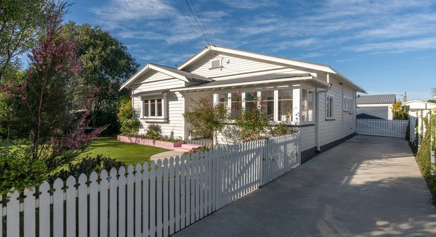  at 38 East Street, Claudelands, Hamilton