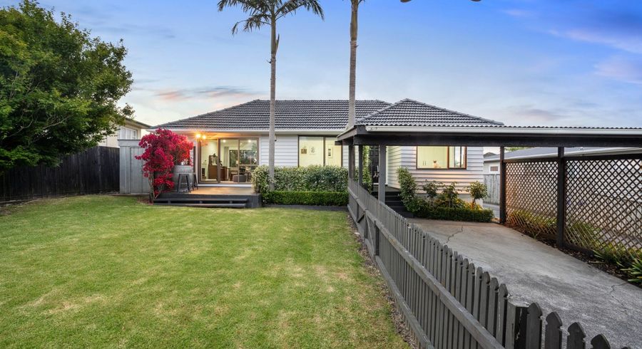  at 1/72 Drake Street, Howick, Auckland