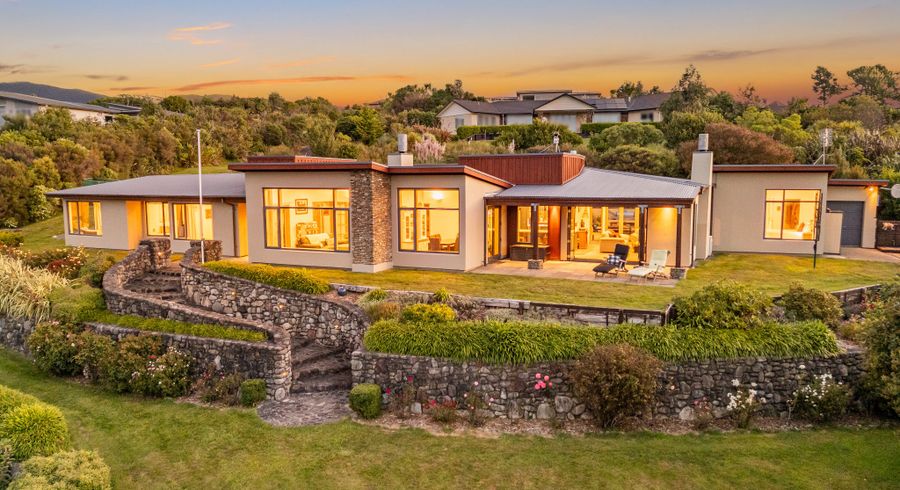  at 58 Mt Marua Way, Timberlea, Upper Hutt, Wellington