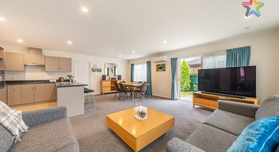  at 32 Woodland Mews, Wainuiomata, Lower Hutt