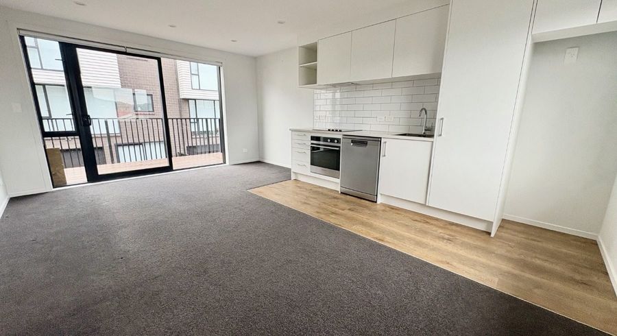  at 1 Fruitvale Road, New Lynn, Waitakere City, Auckland